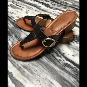 EUC Tommy Hilfiger black leather sandals/8